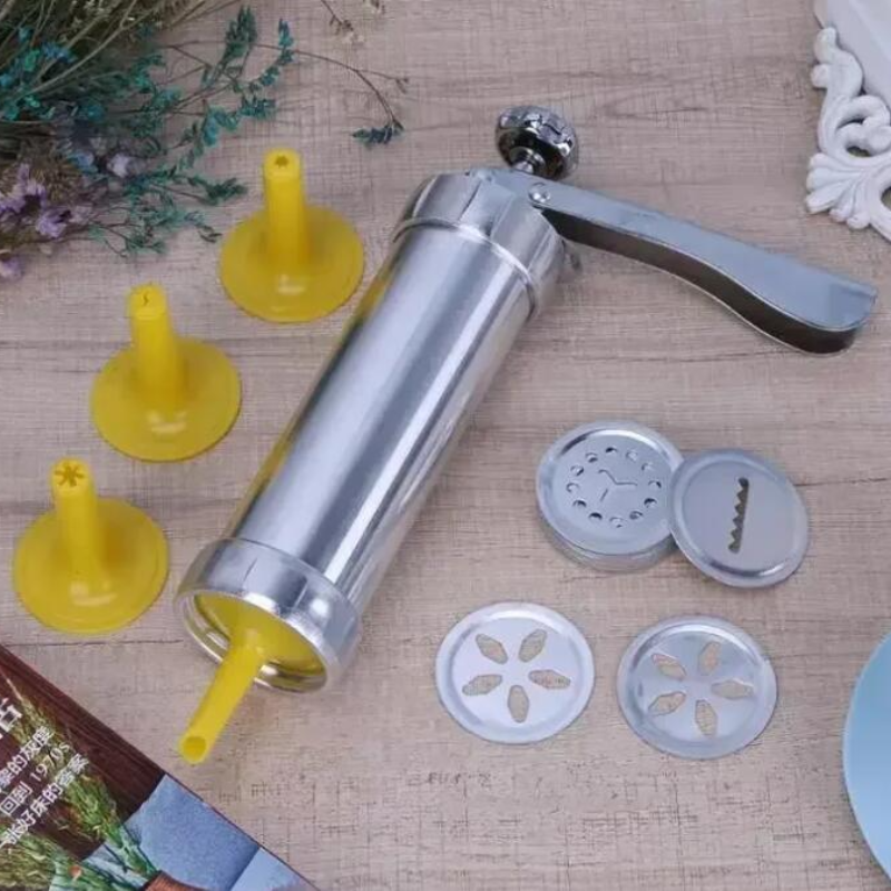 Christmas Spritz Cookie Press  - مراجعة Churros Maker Gun وسعره