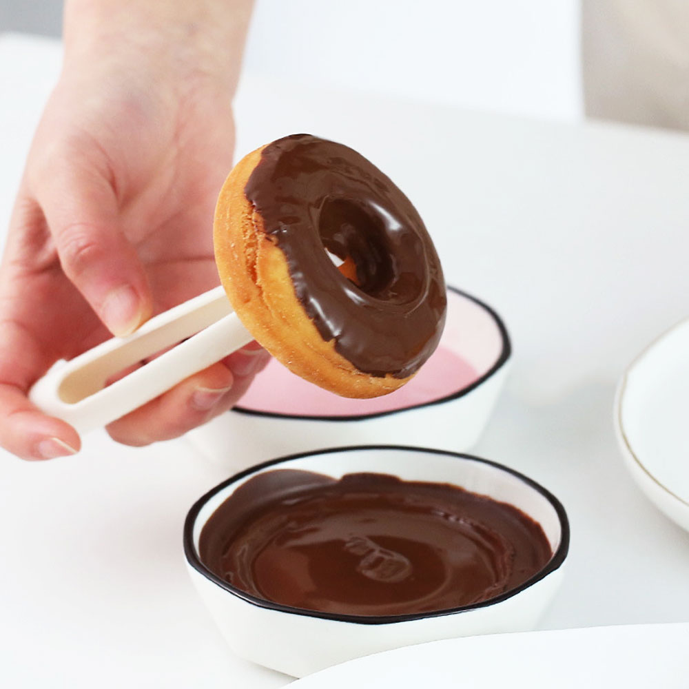 Silicone world Desserts Bread  - مراجعة Donut Mold Silicone وسعره