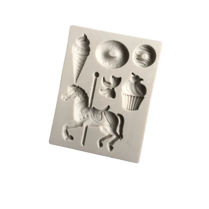 Trojan horse ice cream doughnu - مراجعة Donut Mold Silicone وسعره